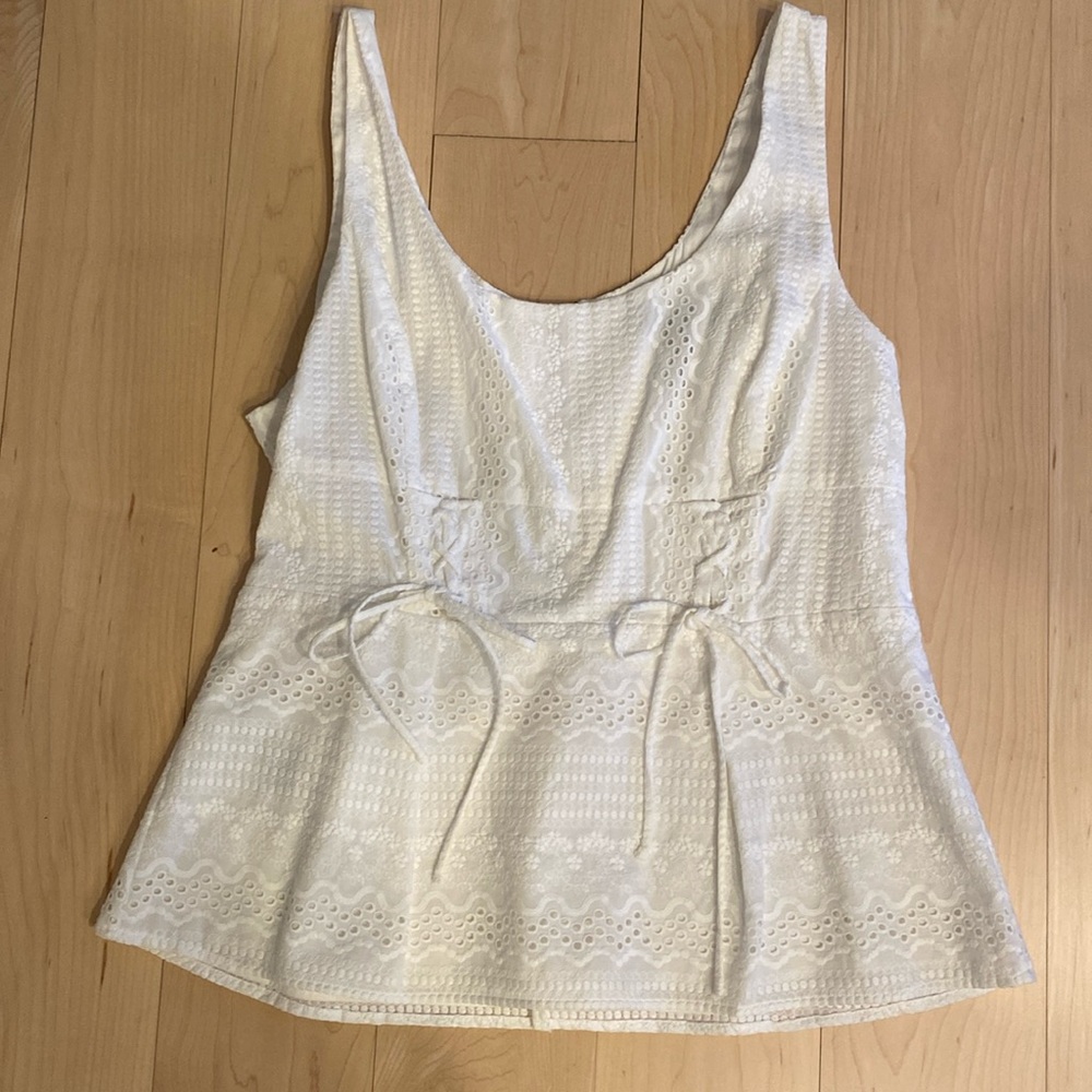 Women’s BCBG white top never worn
